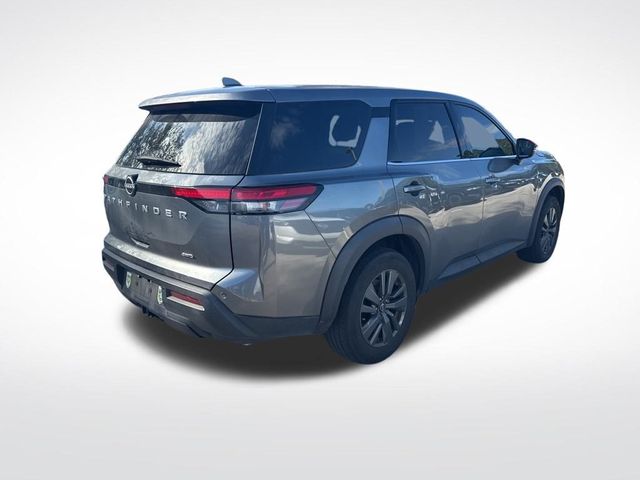 2022 Nissan Pathfinder S