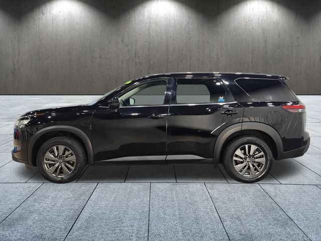 2022 Nissan Pathfinder S