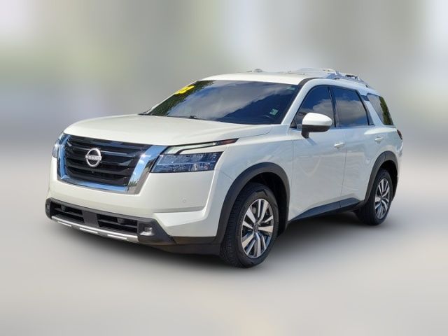 2022 Nissan Pathfinder SL