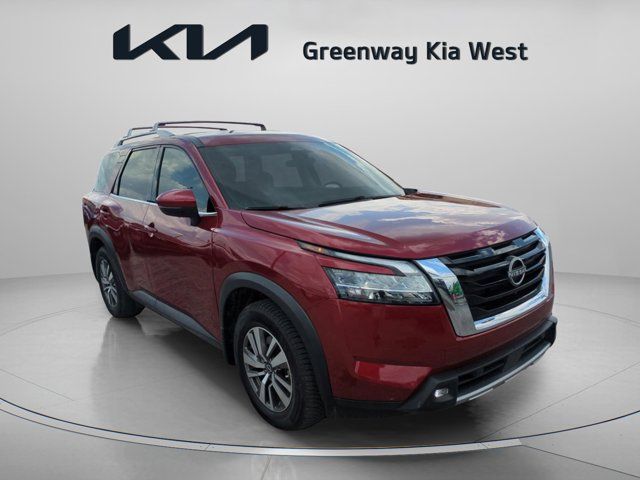 2022 Nissan Pathfinder SL