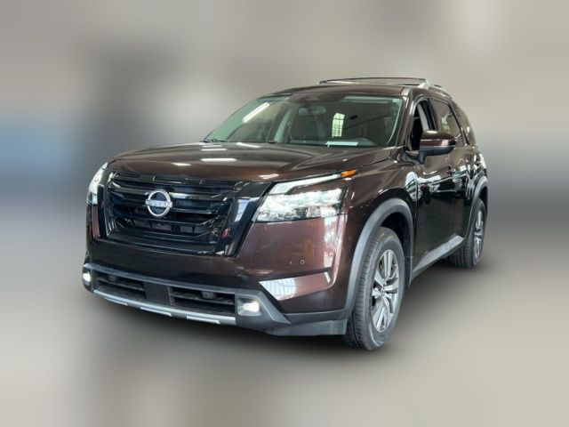 2022 Nissan Pathfinder SL