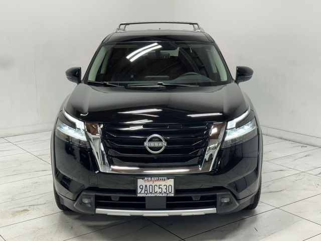 2022 Nissan Pathfinder SL