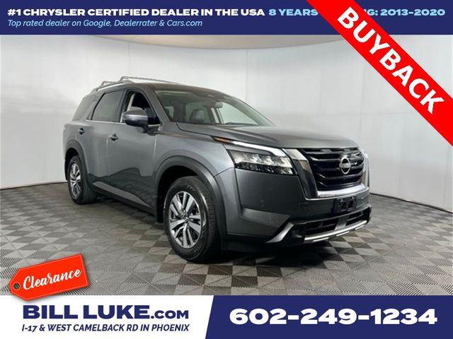 2022 Nissan Pathfinder SL