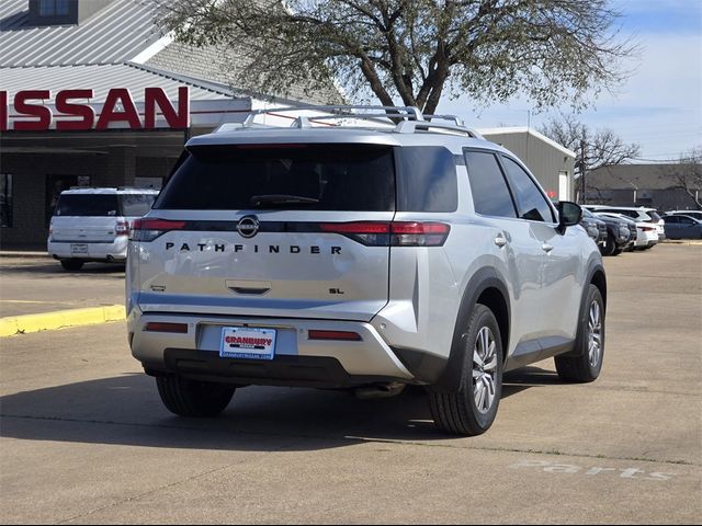 2022 Nissan Pathfinder SL