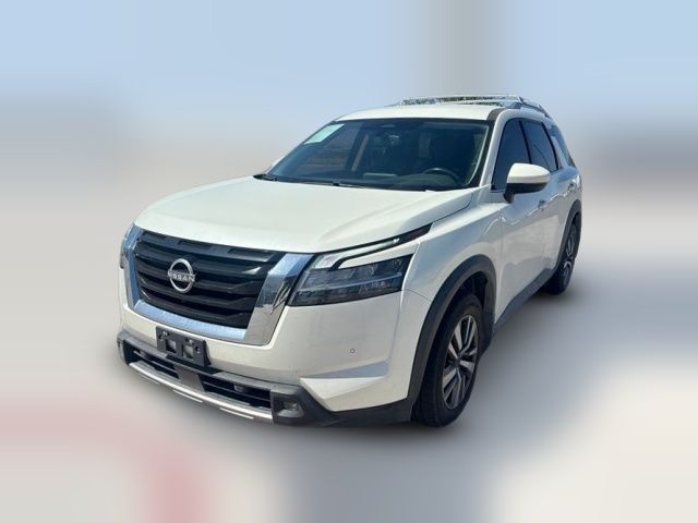 2022 Nissan Pathfinder SL