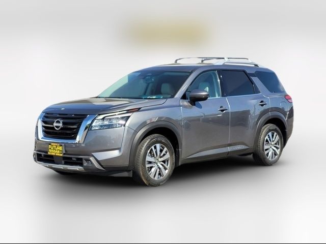 2022 Nissan Pathfinder SL