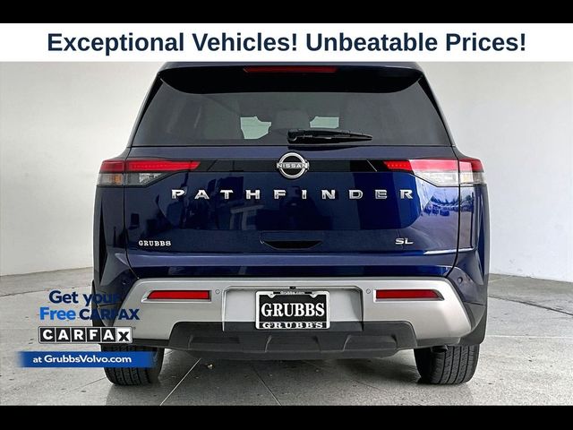 2022 Nissan Pathfinder SL