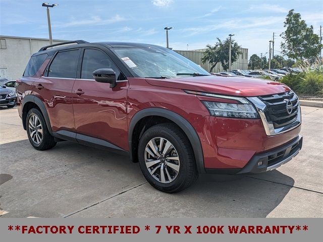 2022 Nissan Pathfinder SL