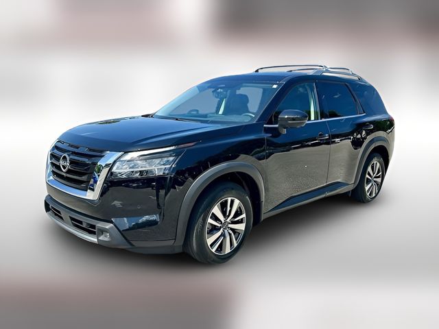 2022 Nissan Pathfinder SL