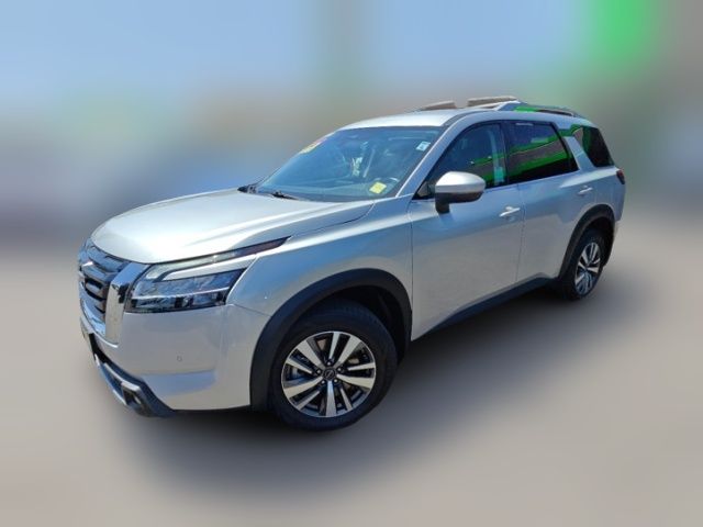 2022 Nissan Pathfinder SL