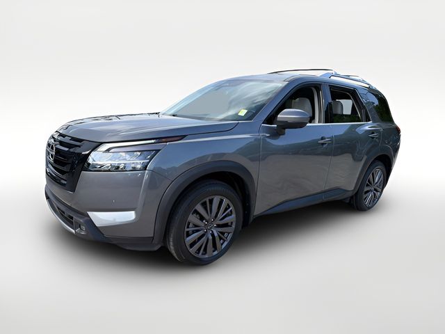 2022 Nissan Pathfinder SL