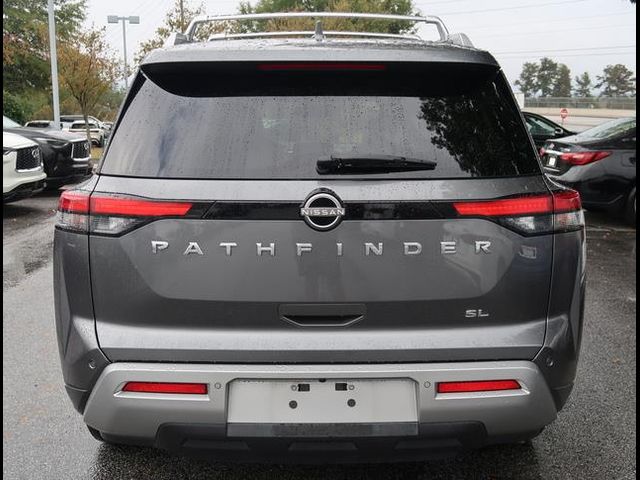 2022 Nissan Pathfinder SL