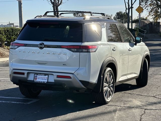 2022 Nissan Pathfinder SL