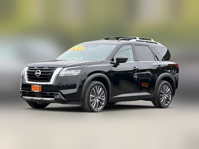 2022 Nissan Pathfinder SL