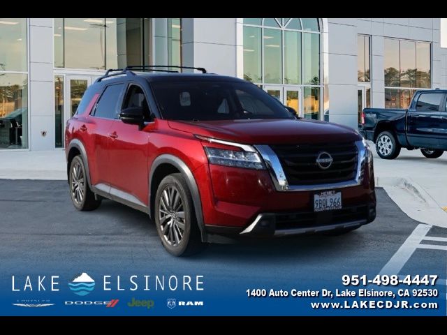 2022 Nissan Pathfinder SL