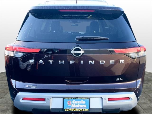 2022 Nissan Pathfinder SL