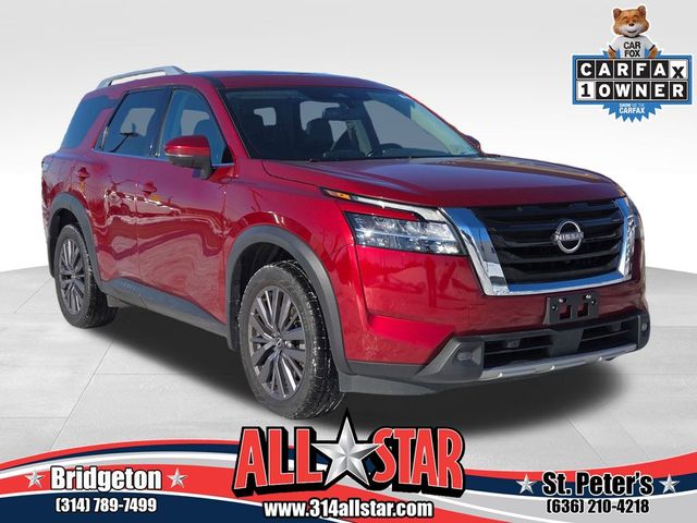 2022 Nissan Pathfinder SL