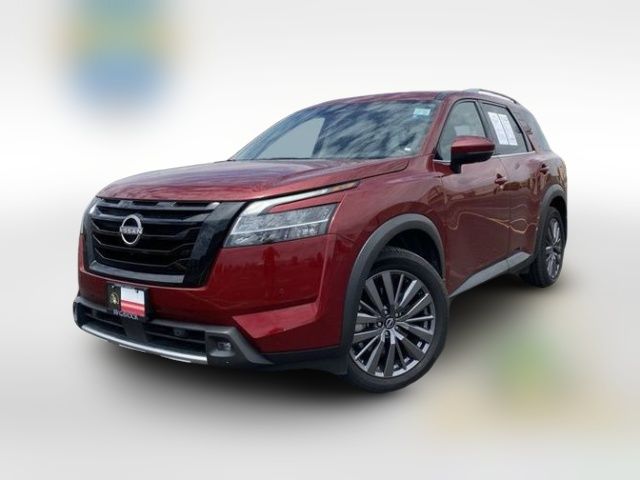 2022 Nissan Pathfinder SL