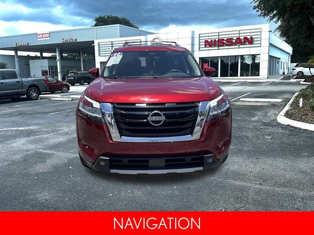 2022 Nissan Pathfinder SL