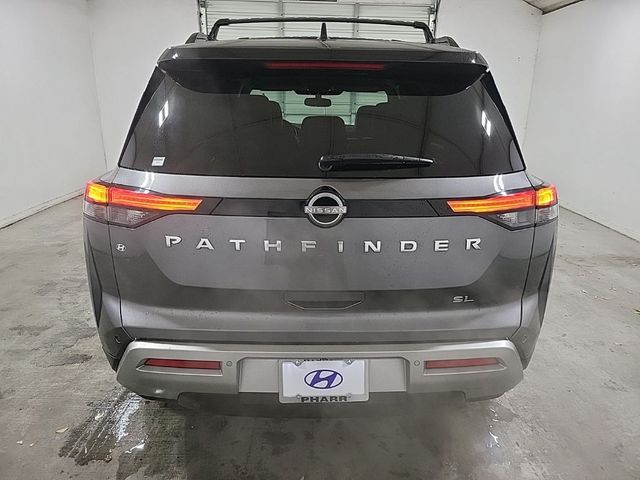 2022 Nissan Pathfinder SL