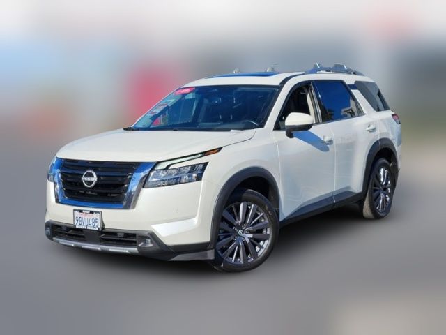 2022 Nissan Pathfinder SL