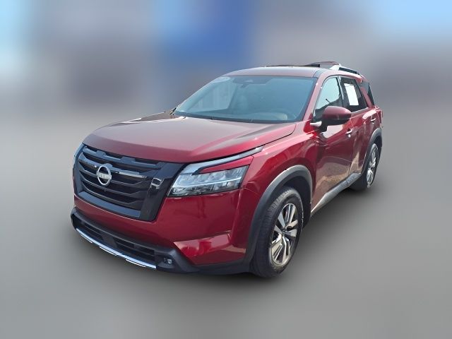 2022 Nissan Pathfinder SL