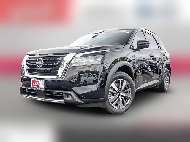 2022 Nissan Pathfinder SL