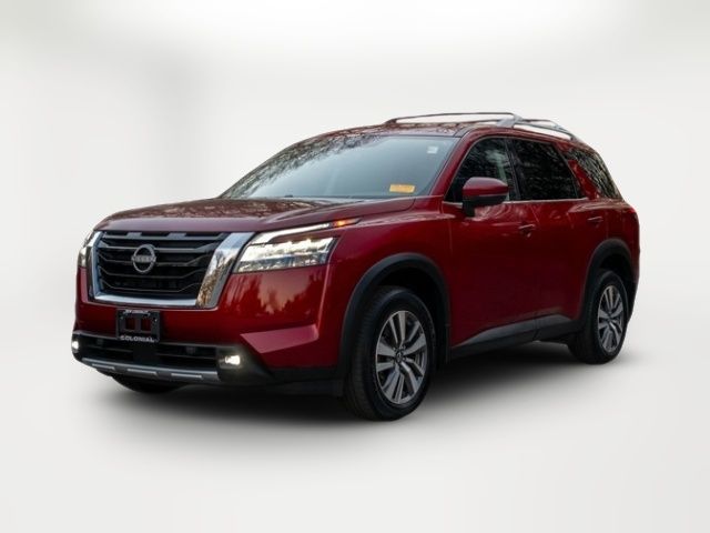 2022 Nissan Pathfinder SL