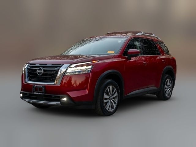 2022 Nissan Pathfinder SL