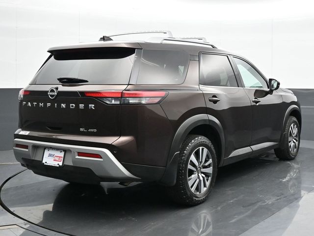 2022 Nissan Pathfinder SL