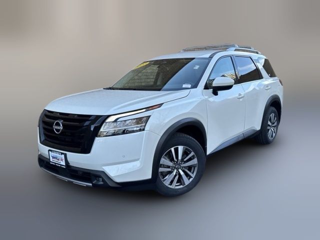 2022 Nissan Pathfinder SL