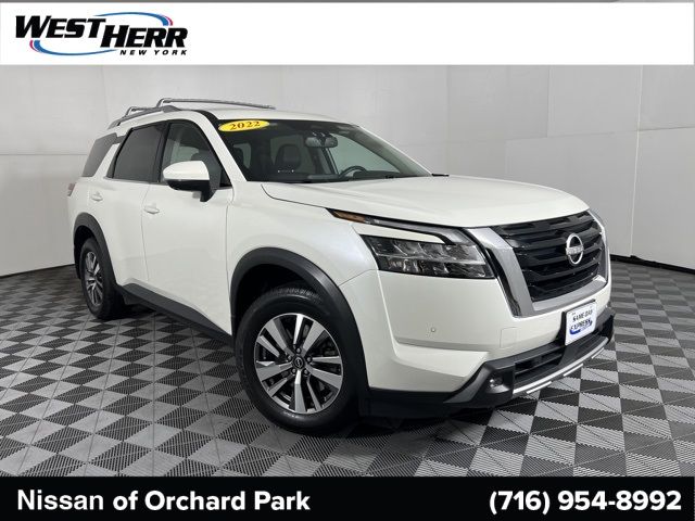 2022 Nissan Pathfinder SL