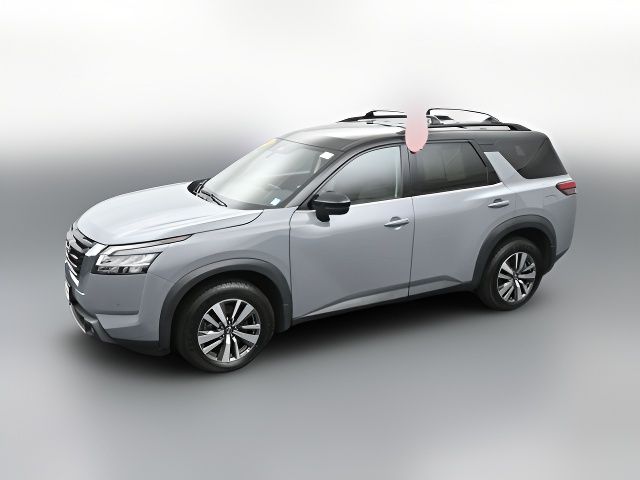 2022 Nissan Pathfinder SL
