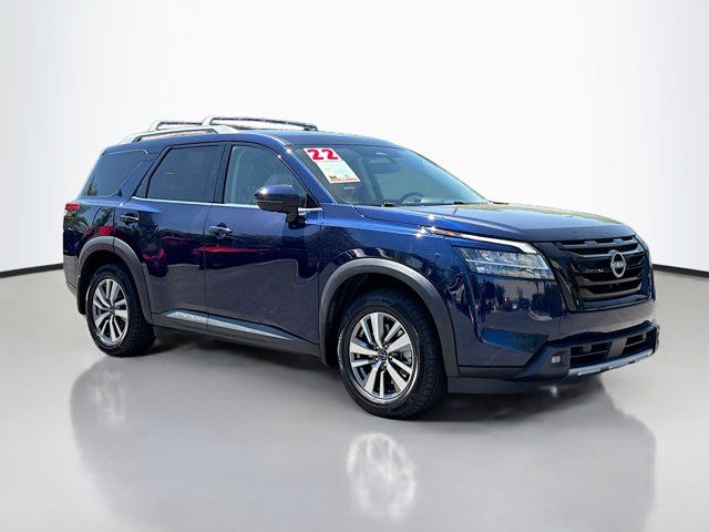 2022 Nissan Pathfinder SL