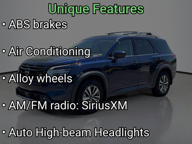 2022 Nissan Pathfinder SL
