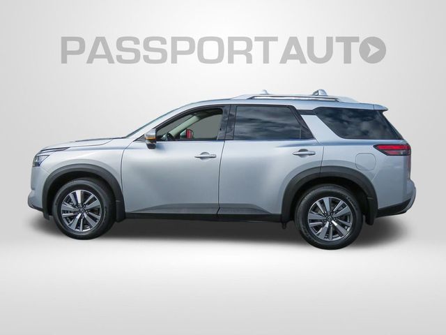 2022 Nissan Pathfinder SL