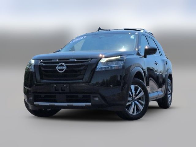 2022 Nissan Pathfinder SL