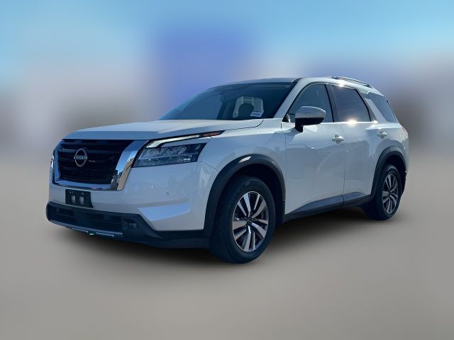 2022 Nissan Pathfinder SL