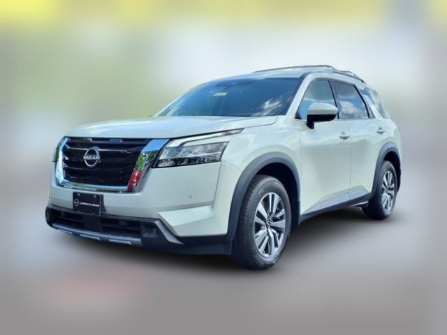 2022 Nissan Pathfinder SL