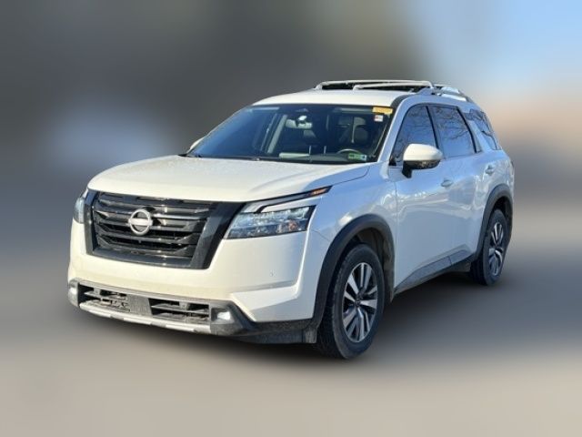 2022 Nissan Pathfinder SL