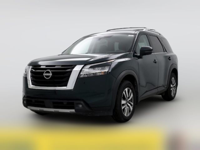 2022 Nissan Pathfinder SL