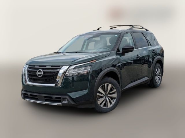2022 Nissan Pathfinder SL
