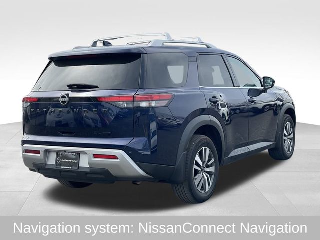 2022 Nissan Pathfinder SL