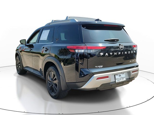 2022 Nissan Pathfinder SL