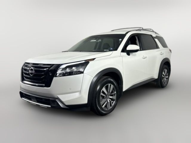 2022 Nissan Pathfinder SL