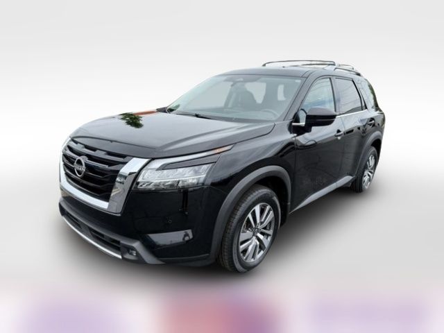2022 Nissan Pathfinder SL
