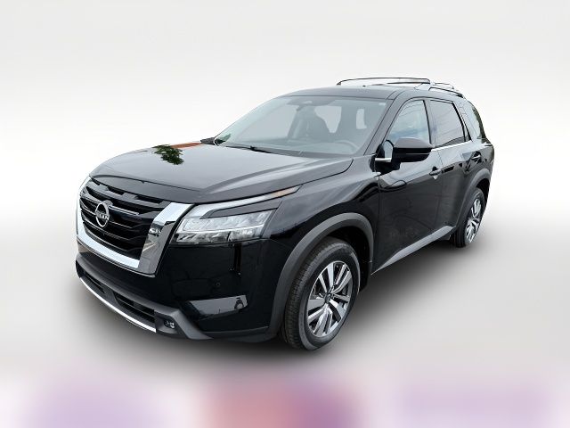 2022 Nissan Pathfinder SL