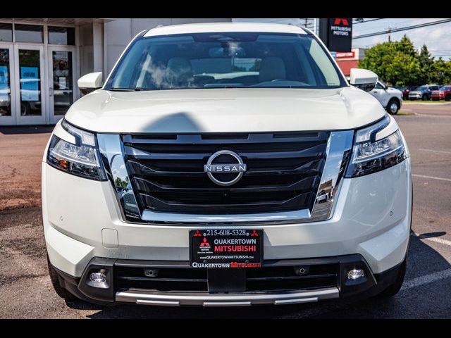 2022 Nissan Pathfinder SL