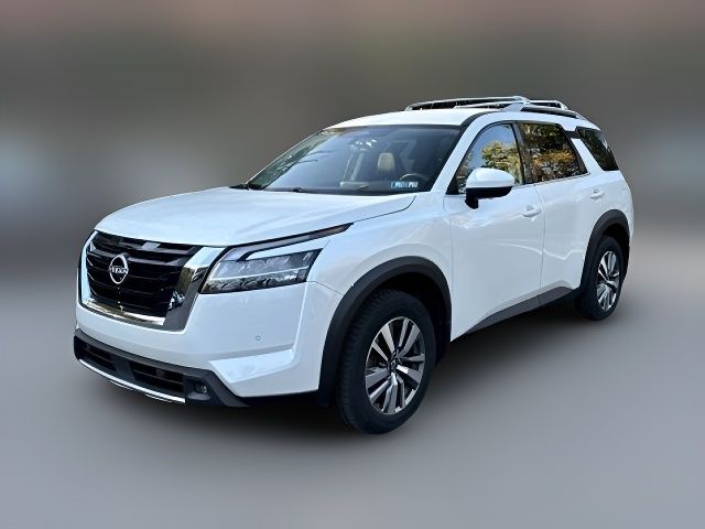 2022 Nissan Pathfinder SL