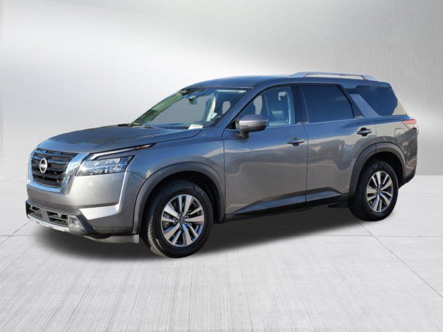 2022 Nissan Pathfinder SL